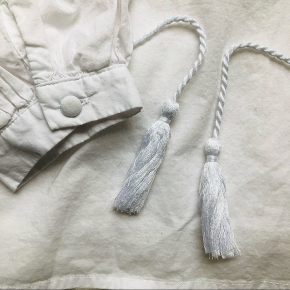 Like New Who What Wear Embroidered Sleeve Boho Peasant Cotton Top with Tassels S - Picture 4 of 7